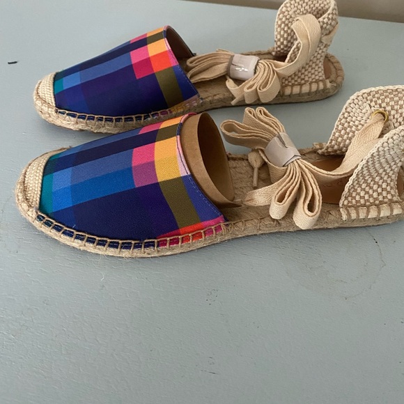 Women sandals - Picture 2 of 3